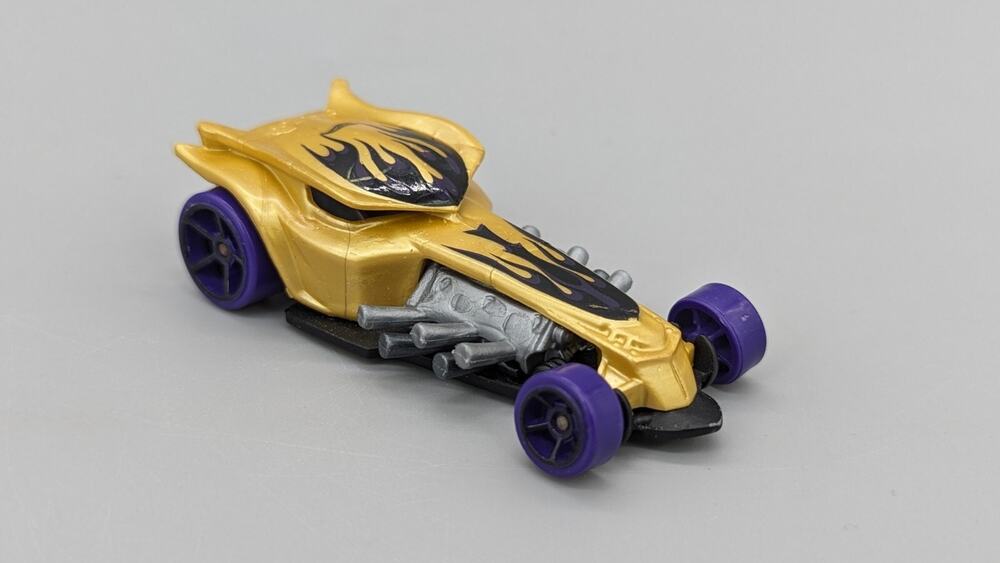 Mattel 2012 Hot Wheels Gold & Purple Ratical Racer 1:64 Diecast Car